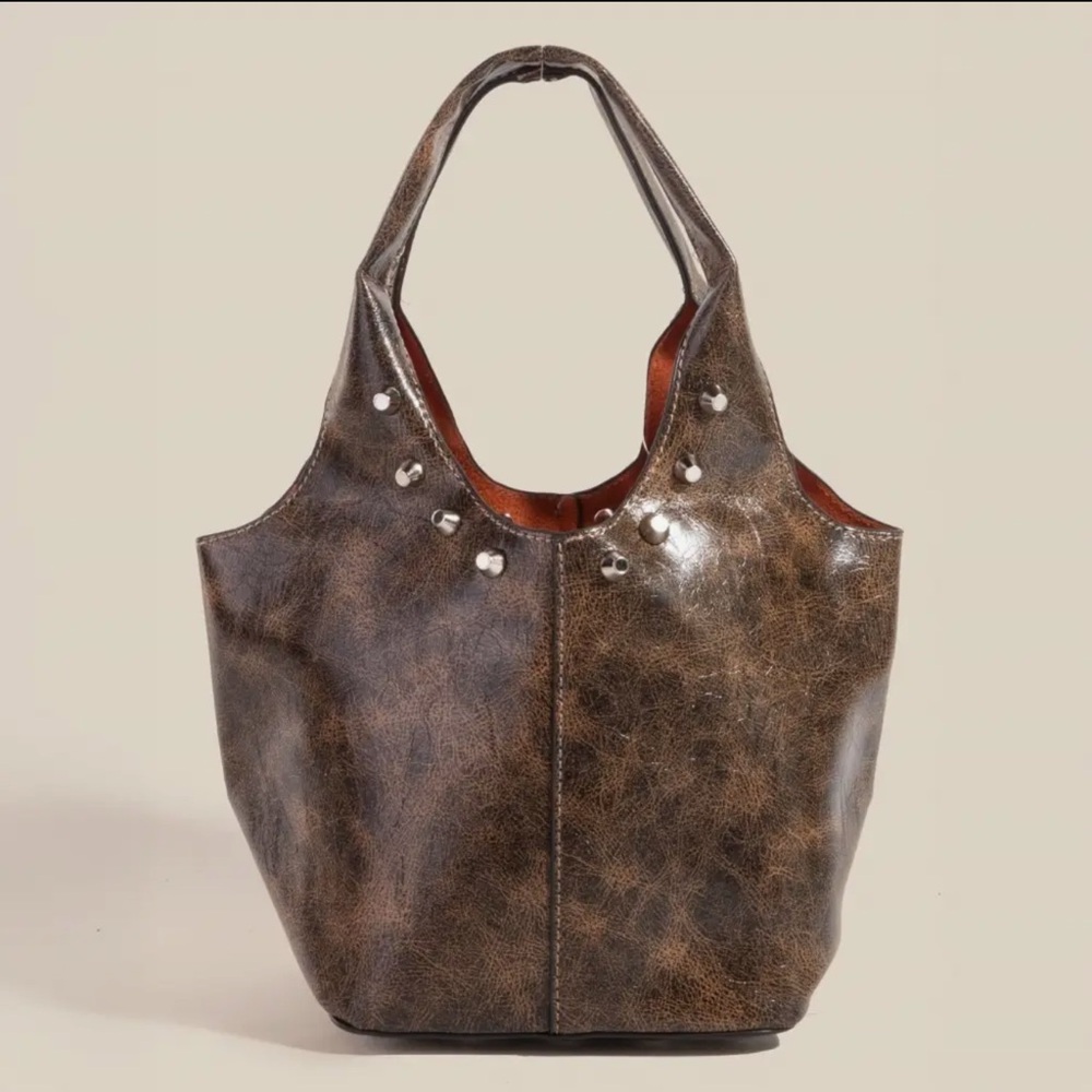 ShopEvelynne Black Leather Tote with Brown Interior - Picture 3 of 5